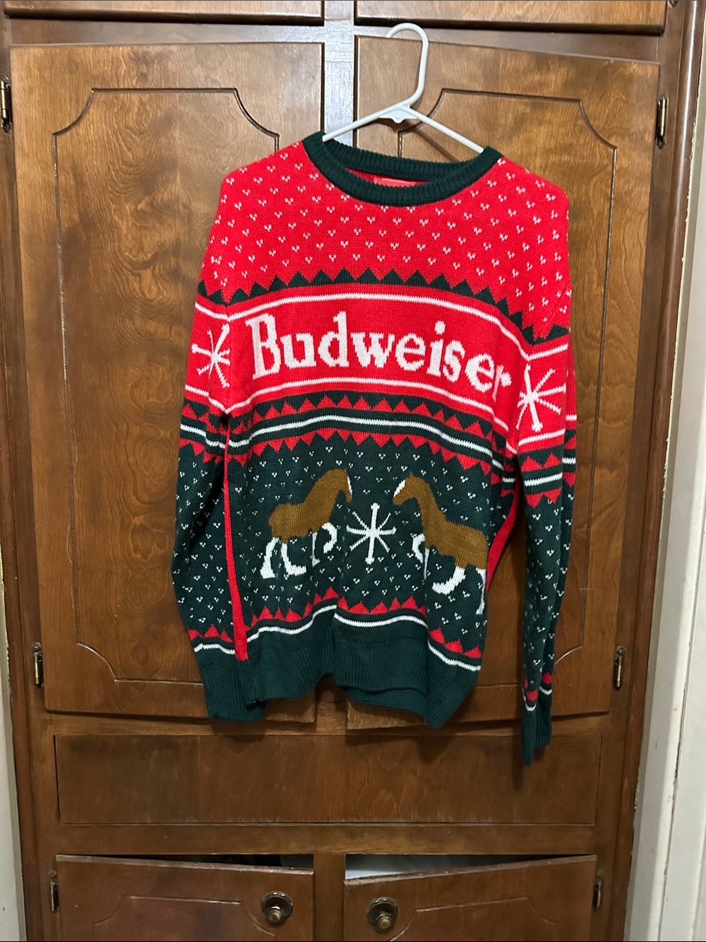 Budweiser Red & Dark Green Crewneck Holiday Sweater Featuring ClydesdaleSize L